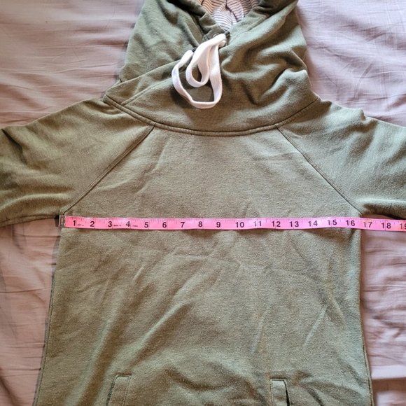 Small Twik Cross Neck Green Hoodie - Picture 4 of 8
